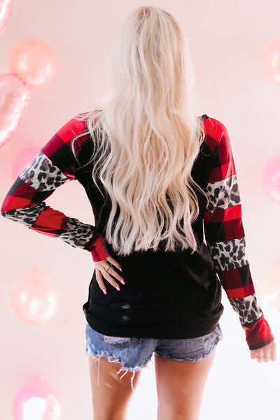 Plaid Leopard Heart Round Neck T-Shirt